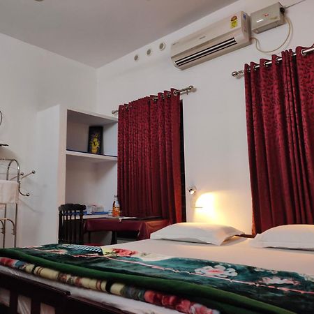 Kuttickattil Gardens Homestay Kottayam Exteriör bild