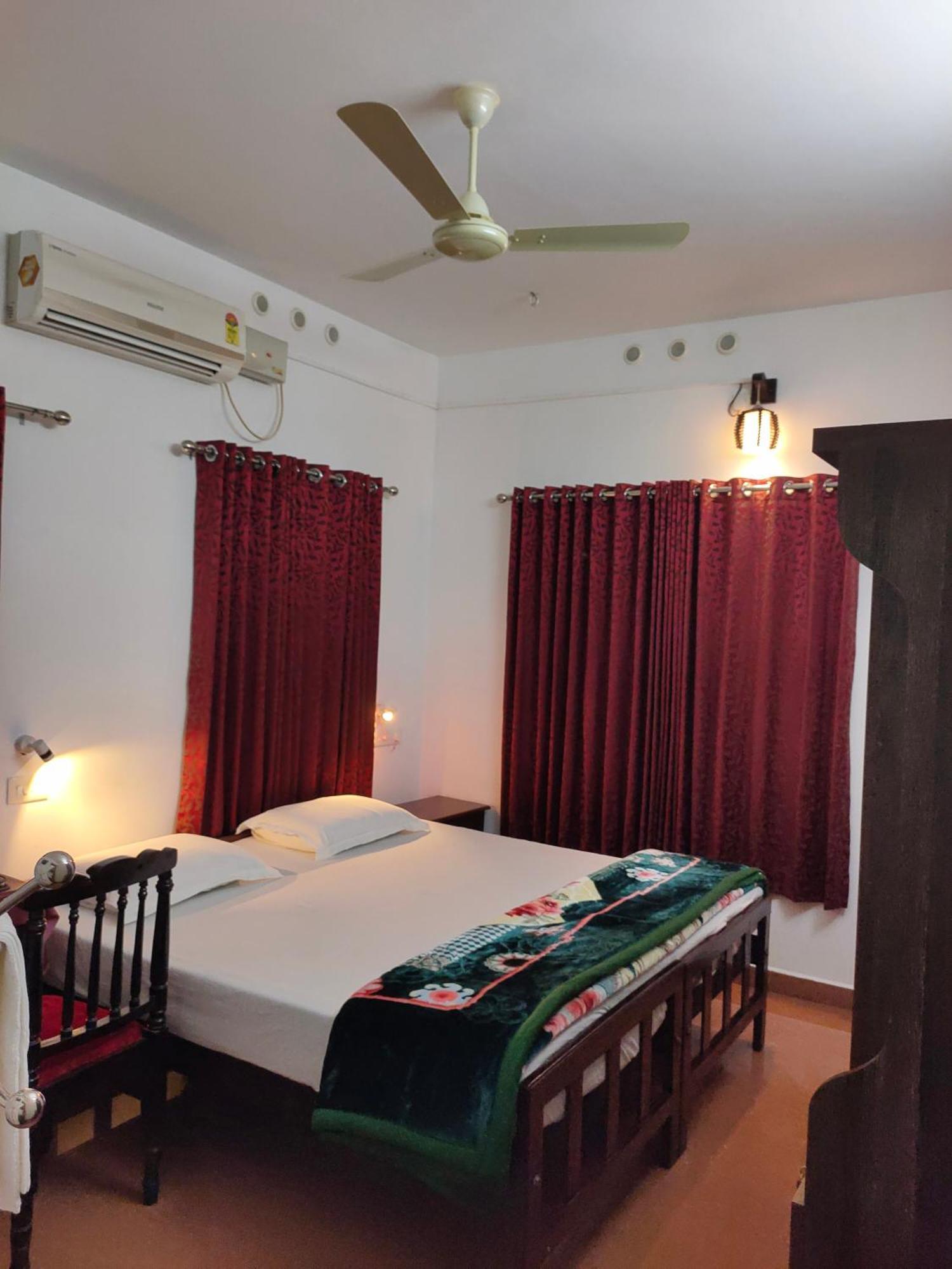 Kuttickattil Gardens Homestay Kottayam Exteriör bild